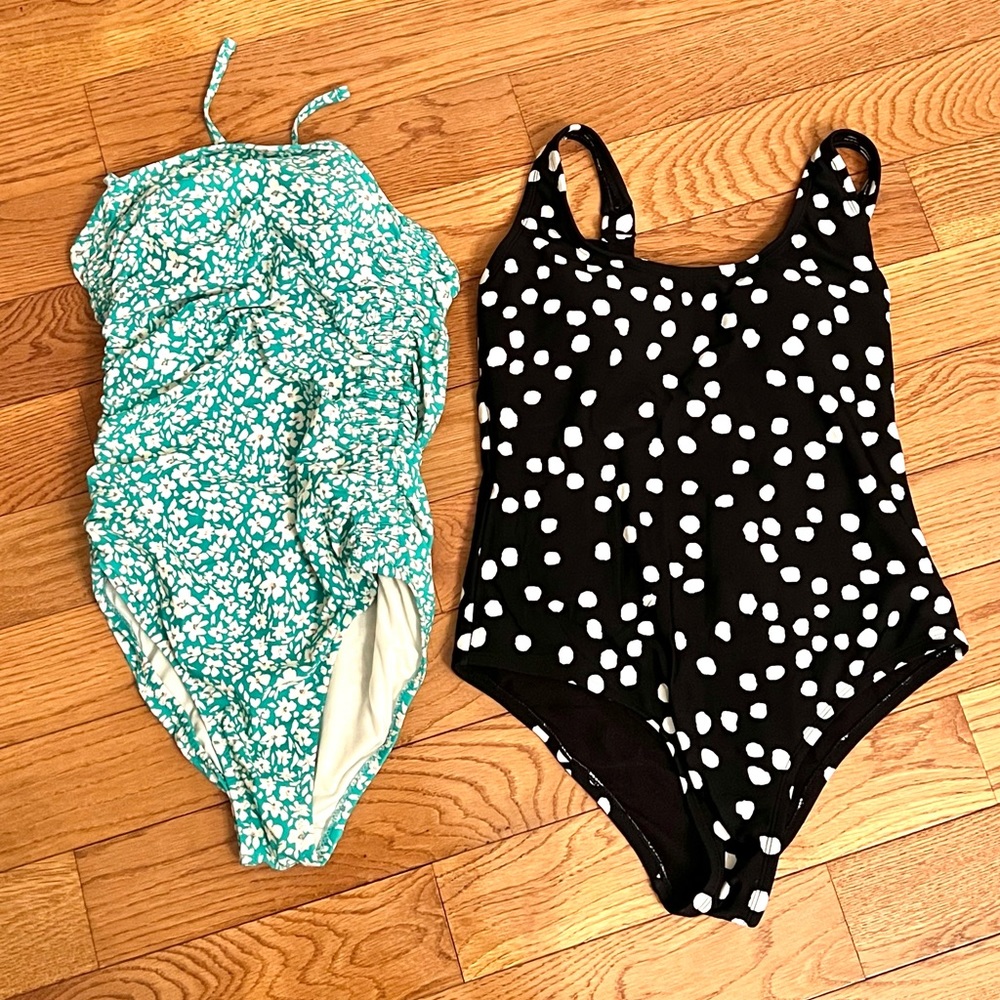 (2) Girls Swim Suits